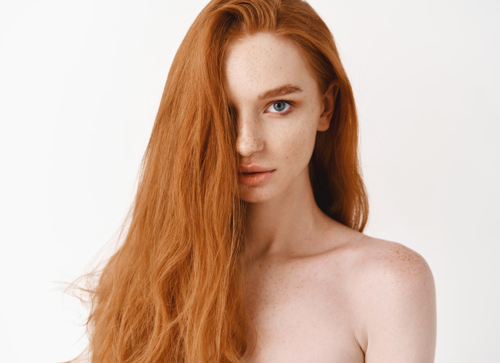 Эффекты от применения хны: сухие волосы или увлажнение?