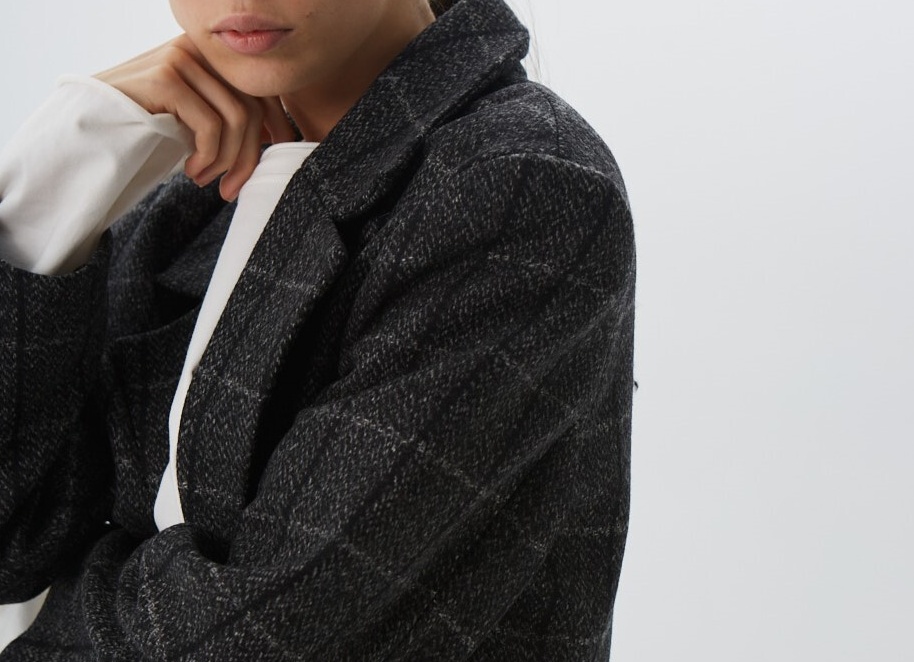 Причины выбрать пальто премиум класса: элегантность, изысканность, долговечность, комфорт и качество